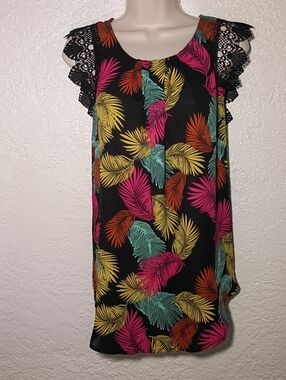 Trende Feather Print Ruffle Blouse